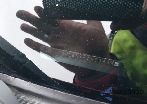 2014 Chevrolet Traverse Lt z USA, uszkodzony, nr VIN 1GNKRGKD9EJ320448